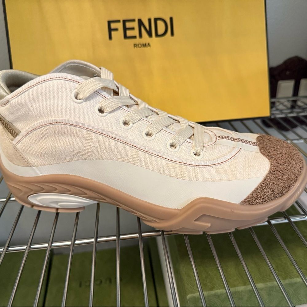 Brand new with box Fendi Men's Beige Sneakers size us 9